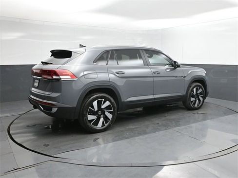 New 2026 Volkswagen Atlas Cross Sport SE image 15