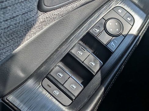 Used 2021 Nissan Rogue S FWD image 21