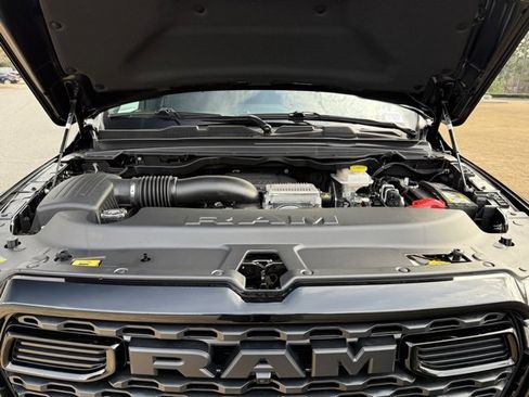 New 2026 RAM 1500 4x4 Crew Cab image 30