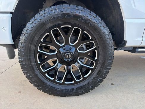 Used 2021 Ford F150 Platinum w/ Equipment Group 701A High image 9