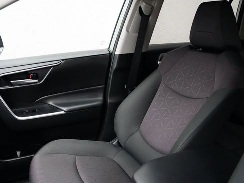 Used 2024 Toyota RAV4 XLE image 11