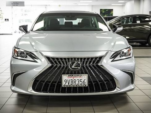 Certified 2025 Lexus ES 300h w/ Premium Package FWD image 4