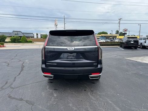 Used 2022 Cadillac Escalade Premium Luxury Platinum w/ LPO, Radiant Package AWD/4WD image 7