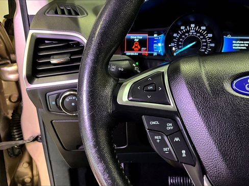 Used 2021 Ford Edge SEL w/ Cargo Accessory Package AWD/4WD image 11