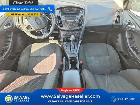 Used 2015 Ford Focus SE image 11