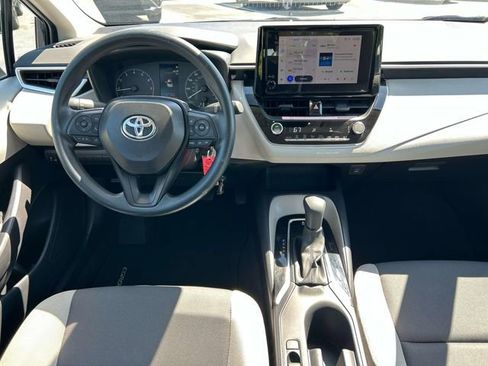 Used 2025 Toyota Corolla LE FWD image 13