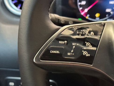 New 2025 Mercedes-Benz GLA 250 image 30