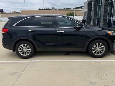 Used 2018 Kia Sorento L FWD image 7