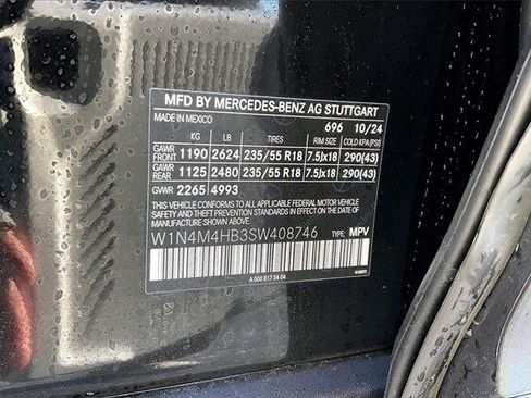 Certified 2025 Mercedes-Benz GLB 250 4MATIC image 22