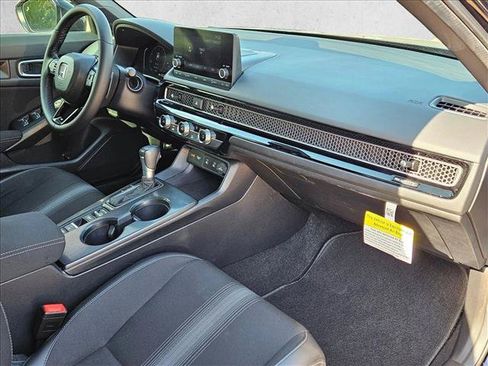 Used 2025 Honda Civic Sport image 20