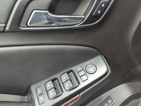 Used 2016 GMC Yukon XL SLT w/ HD Trailering Package AWD/4WD image 10