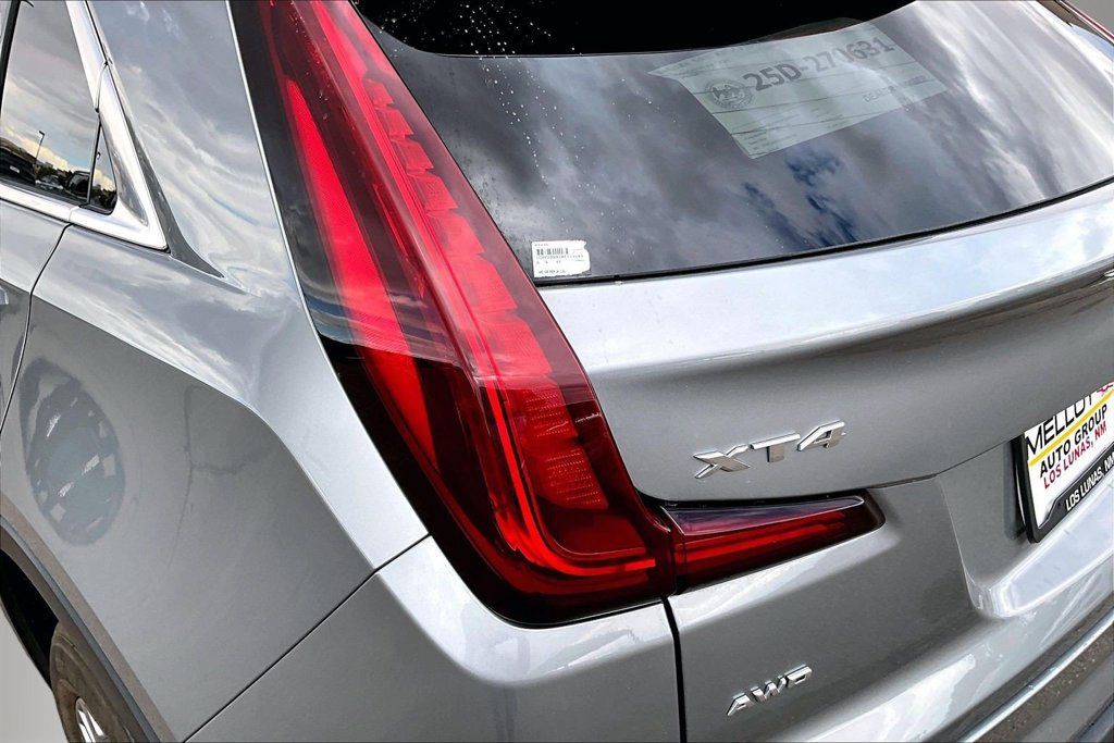 Used 2024 Cadillac XT4 Premium Luxury AWD/4WD image 21