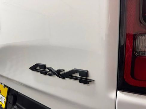 Used 2020 RAM 1500 Rebel AWD/4WD image 37