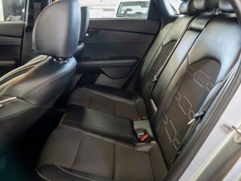 Used 2023 Kia Forte GT-Line image 12