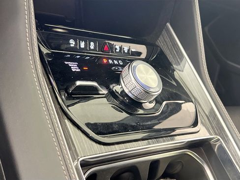 Used 2022 Jeep Wagoneer Series II image 17