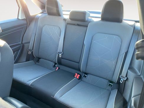 Used 2025 Volkswagen Jetta Sport image 19