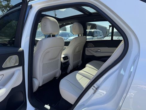 Certified 2025 Mercedes-Benz GLE 350 4MATIC image 17