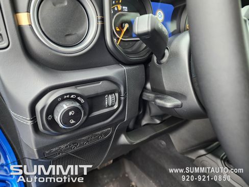 New 2026 Jeep Gladiator Sport image 41