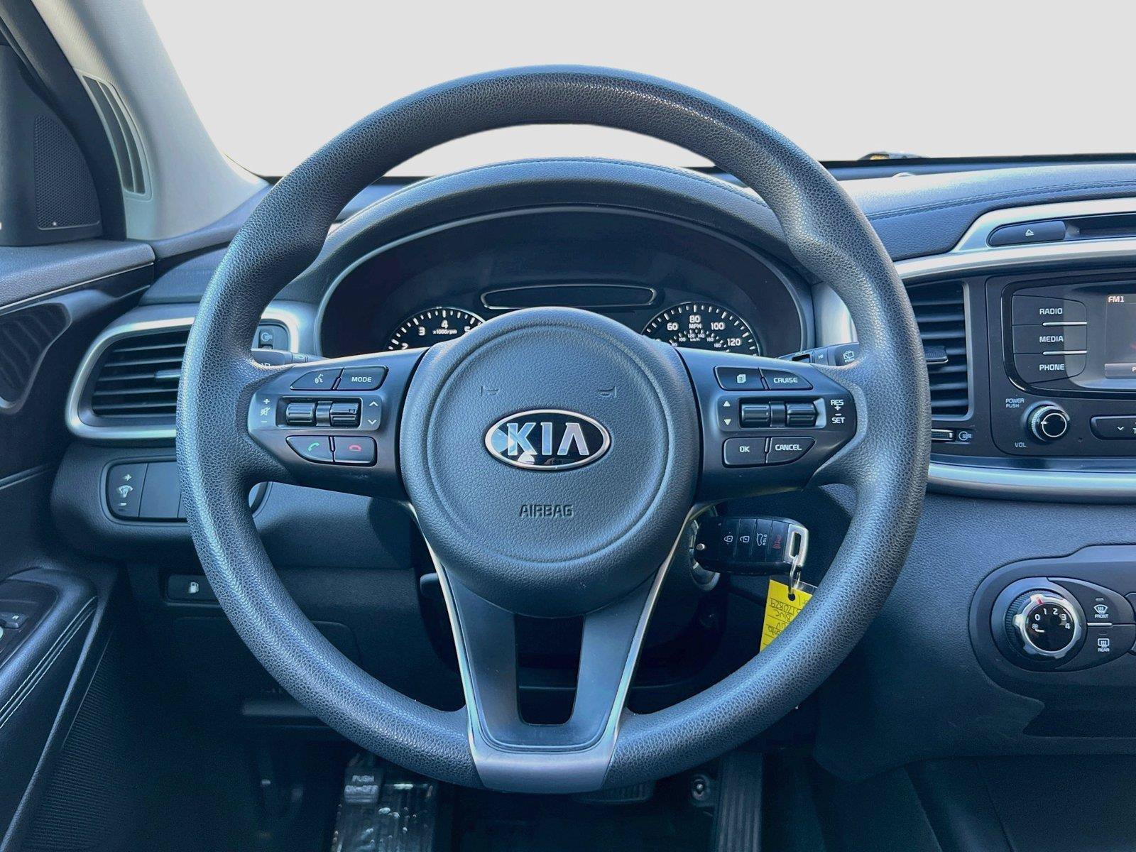 Used 2016 Kia Sorento FWD image 17