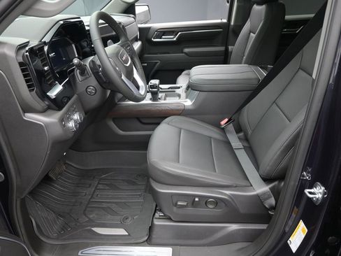 New 2026 GMC Sierra 1500 SLT w/ SLT Premium Plus Package image 14