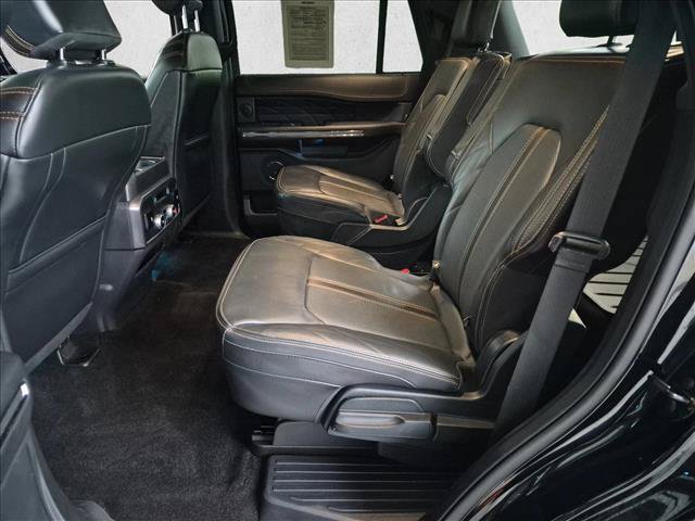 Used 2022 Ford Expedition Platinum AWD/4WD image 17