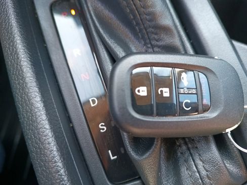 Used 2025 Honda Accord SE image 27