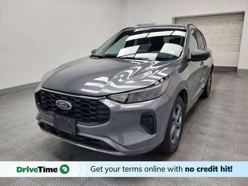 Used 2024 Ford Escape ST-Line image 1