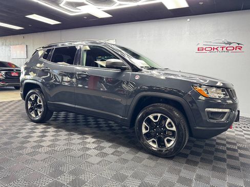 Used 2018 Jeep Compass Trailhawk w/ Safe & Security Group image 2