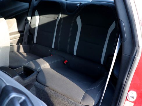 Used 2018 Chevrolet Camaro LT w/ RS Package image 12