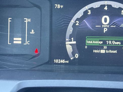 Certified 2024 Toyota Tacoma SR5 AWD/4WD image 31