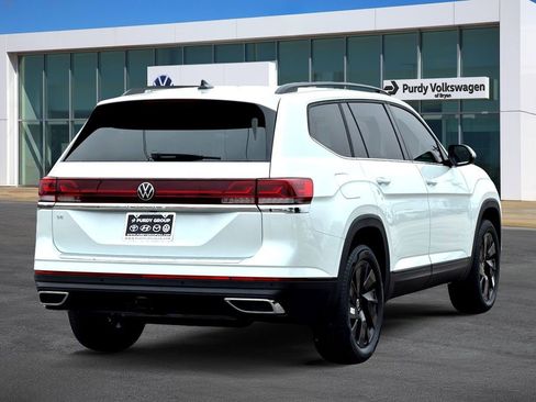 New 2026 Volkswagen Atlas SE FWD image 8