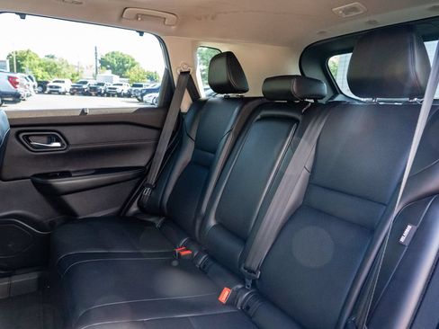 Used 2022 Nissan Rogue SV w/ SV Premium Package AWD/4WD image 23