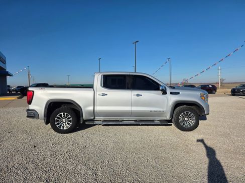 Used 2021 GMC Sierra 1500 SLT w/ SLT Premium Plus Package image 3