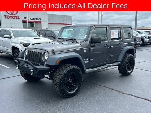 Used 2018 Jeep Wrangler Unlimited Sport S AWD/4WD image 1