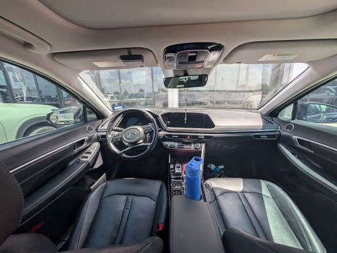 Used 2022 Hyundai Sonata Limited FWD image 6