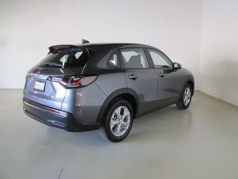 Certified 2025 Honda HR-V LX image 23