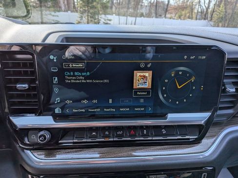 Used 2022 Chevrolet Silverado 1500 RST image 12