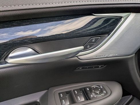 New 2026 Cadillac XT5 Premium Luxury w/ LPO, ONYX Package image 20