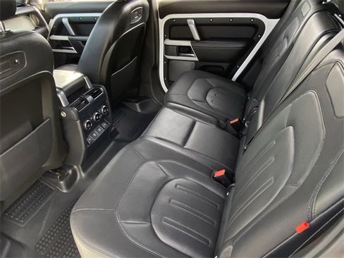 Used 2021 Land Rover Defender 110 X-Dynamic HSE image 25