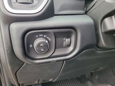 New 2026 RAM 3500 Big Horn AWD/4WD image 21