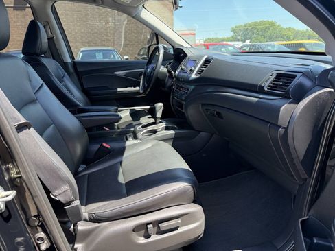 Used 2017 Honda Ridgeline RTL image 21