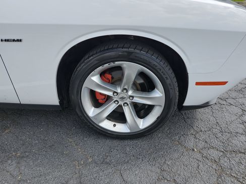 Used 2018 Dodge Challenger R/T w/ Sound Group image 10