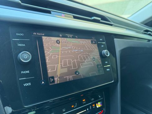 Used 2021 Volkswagen Arteon SE image 24