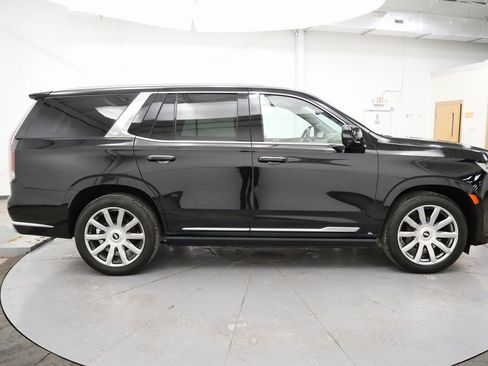 Used 2021 Cadillac Escalade Premium Luxury Platinum image 8