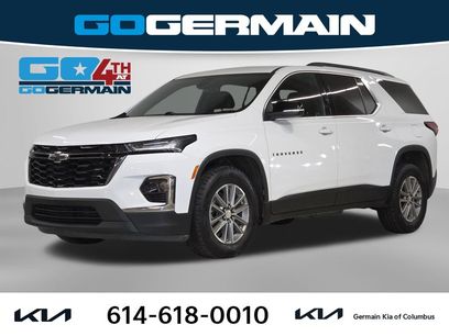 Used 2022 Chevrolet Traverse LT w/ LPO, Blackout Package