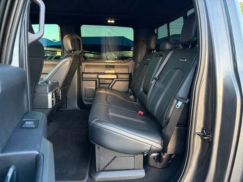 Used 2022 Ford F450 Platinum image 17
