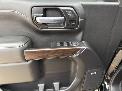 Used 2020 GMC Sierra 1500 SLT image 12