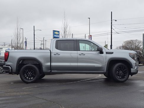 Used 2024 GMC Sierra 1500 Elevation image 23