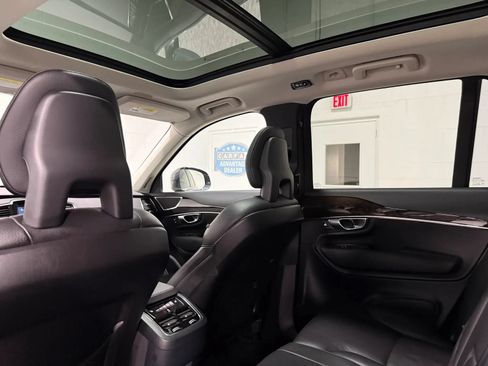 Used 2017 Volvo XC90 T6 Momentum AWD/4WD image 45