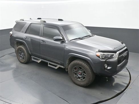 Used 2022 Toyota 4Runner SR5 image 13